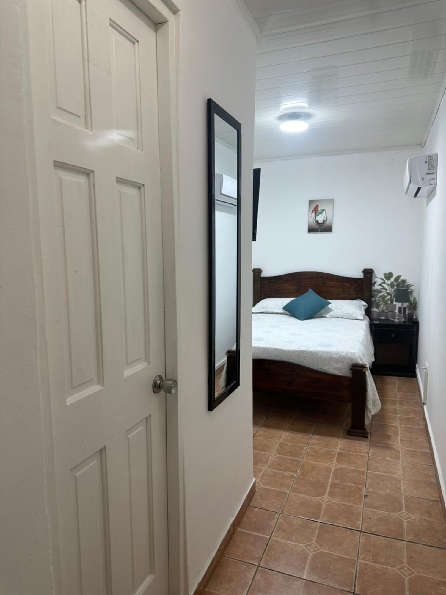 Hostal Compostela Inn David Exteriér fotografie